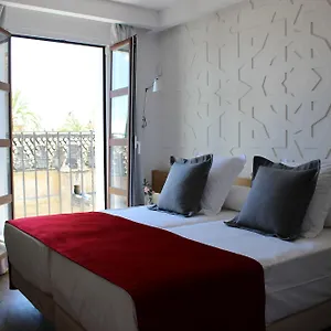 Hotel Boutique Caireles **